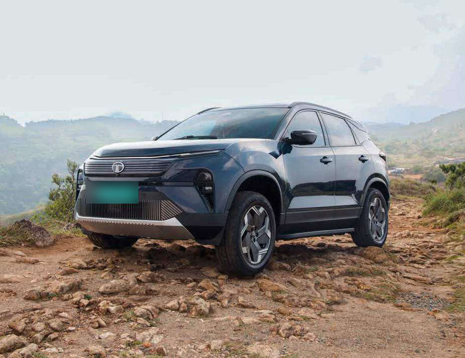 Tata Harrier EV — Six terrain response modes - Normal, Rock Crawl, Mud Ruts, Snow/Grass, Sand and Custom - plus Off-Road Assist