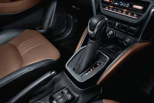 Toyota Urban Cruiser Hyryder — Centre console with automatic transmission gear selector