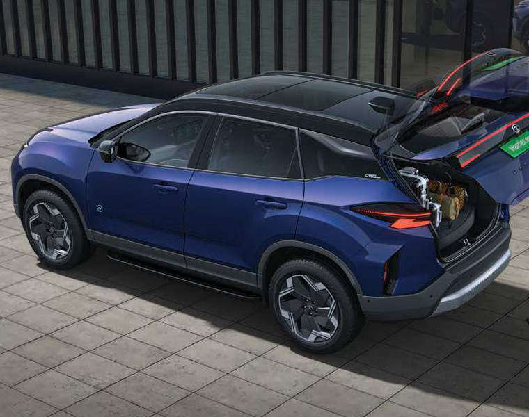 Tata Harrier EV — Hands-free power tailgate - gesture-controlled access to the modular boot space