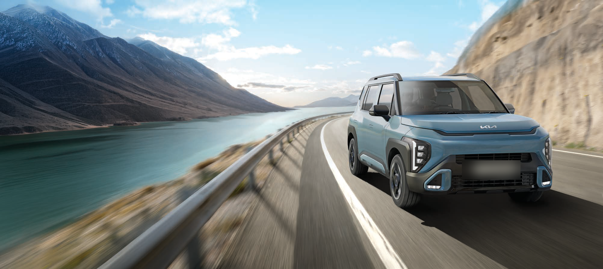 Kia Syros — Turbo-petrol Syros on the move