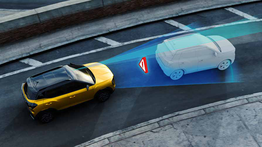 Mahindra XUV 3XO — Forward Collision Warning flags an impending collision