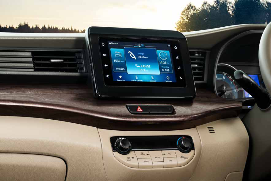 Toyota Rumion — 17.78 cm SmartPlayCast display audio with wireless Android Auto & Apple CarPlay