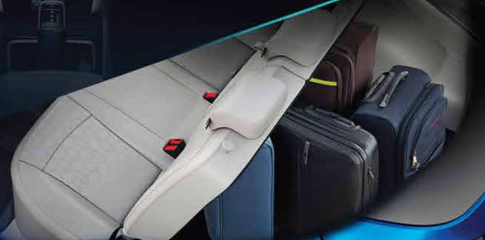 Mahindra XUV400 — 60:40 split second-row seats for flexible luggage space