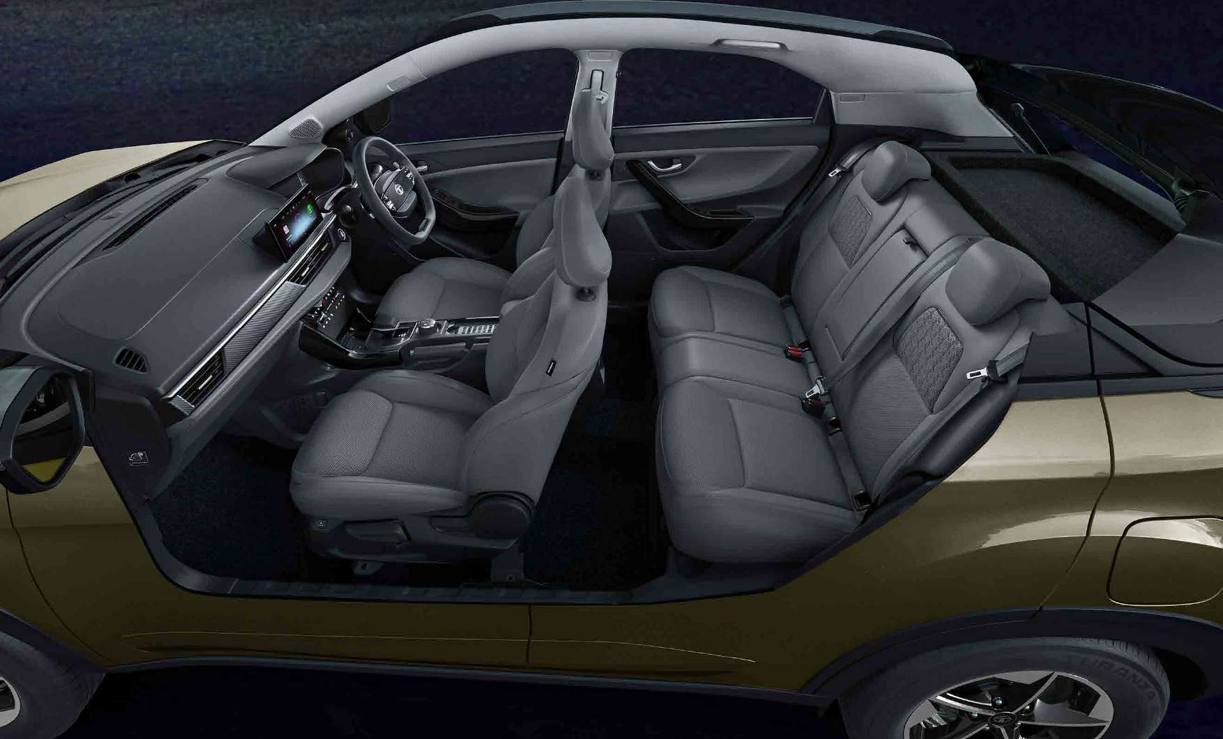 Tata Nexon — Spacious rear legroom with rear AC vents and 60:40 rear seat split