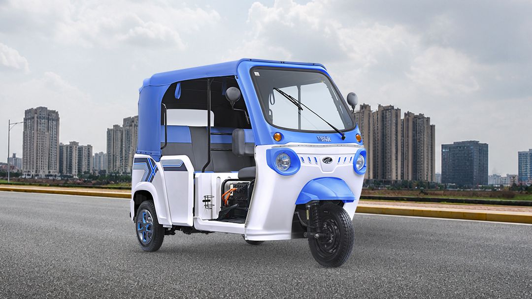 Mahindra Treo Xtra — image 3