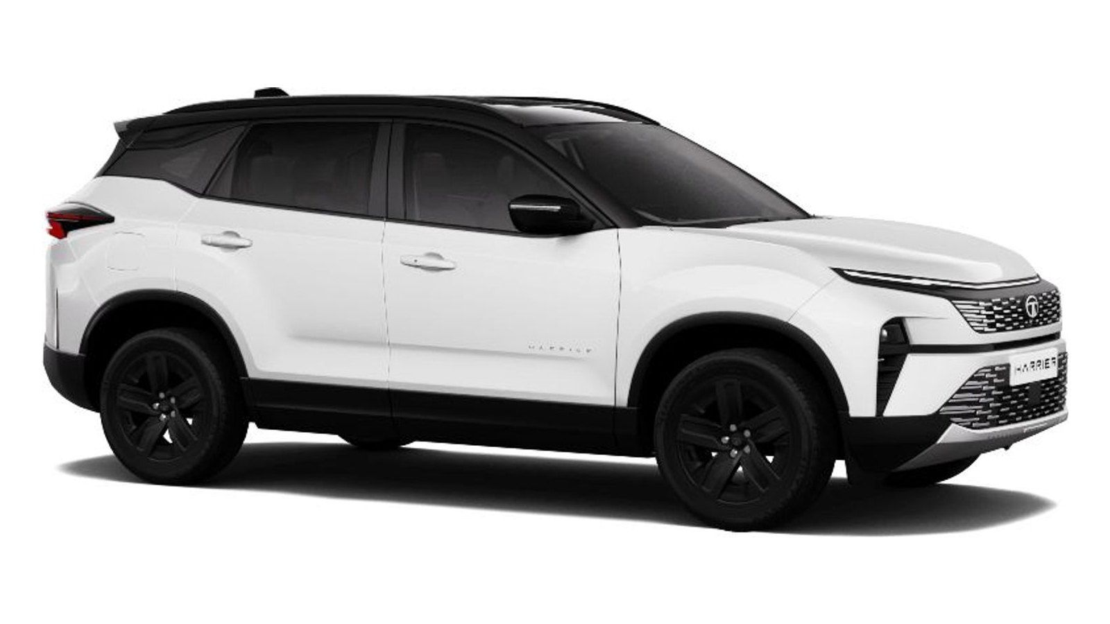 Tata Harrier in Pristine White With Dual Tone