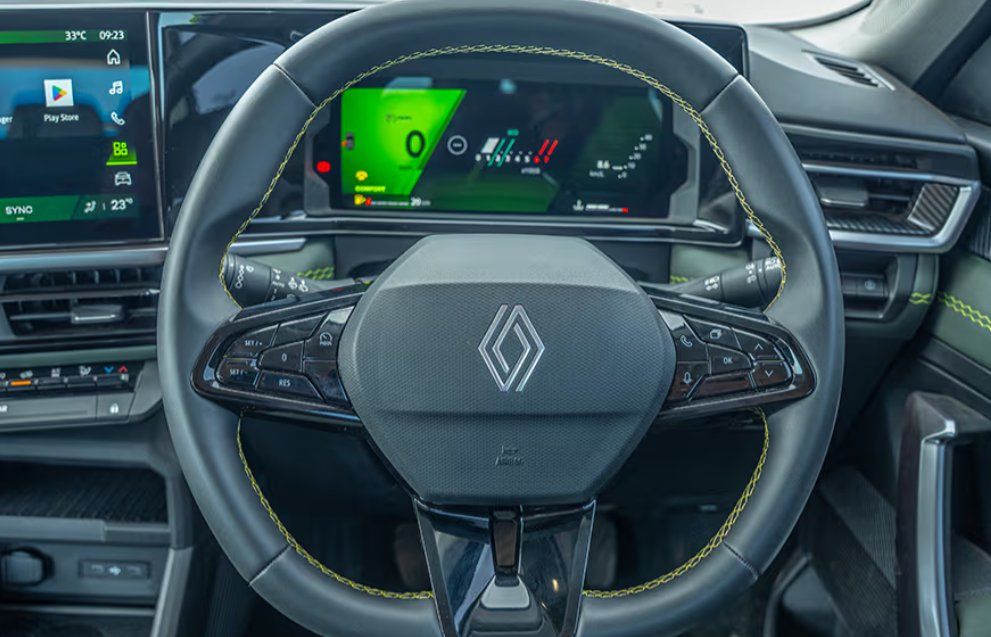 Renault Duster interior 2