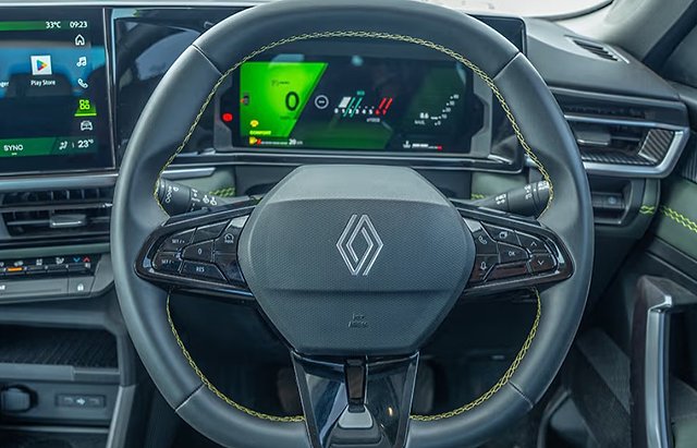 Renault Duster interior 2