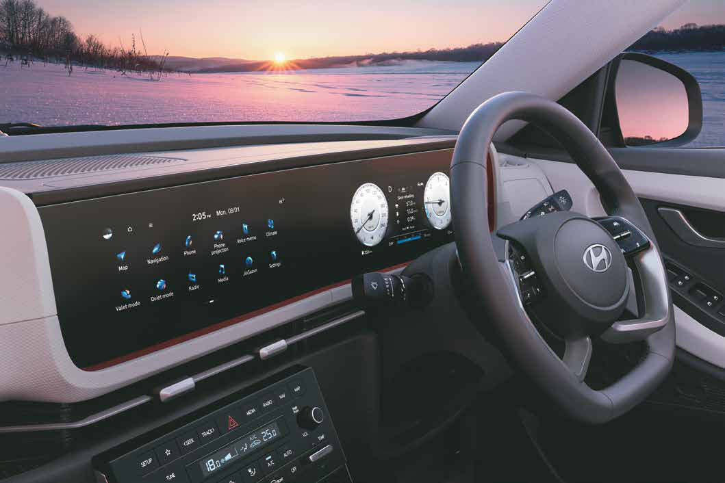 Hyundai Creta — Dual 26.03 cm curved panoramic display