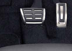 Skoda Octavia RS — Aluminium sports pedals.
