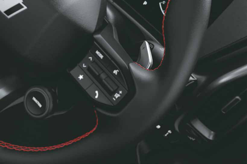 Hyundai Venue N Line — Paddle shifters