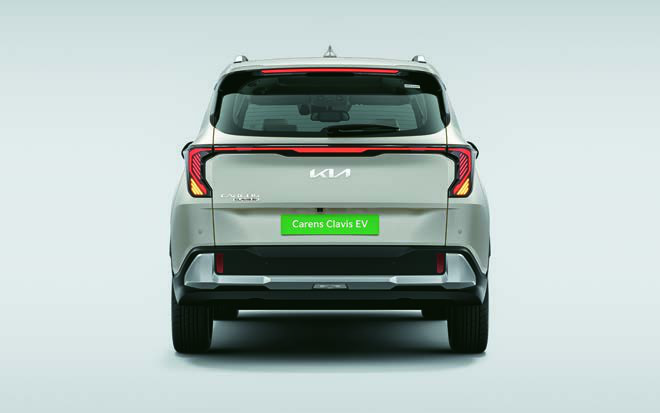 Kia Carens Clavis EV — Star Map LED Connected Tail Lamps spanning the tailgate