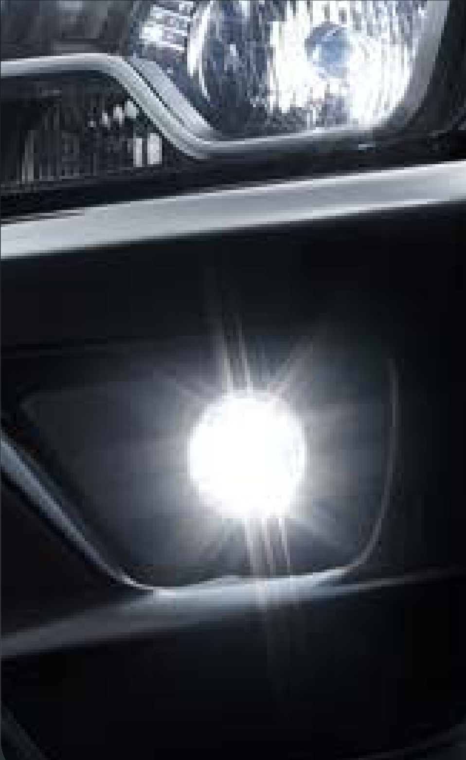 Mahindra Bolero — New fog lamps housed in the restyled front bumper