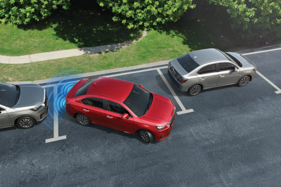 Honda Amaze — Rear parking sensors with top-view parking guidance