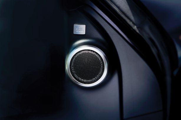 Toyota Fortuner — Premium JBL speaker with tweeter and subwoofer