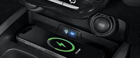 Maruti Suzuki Fronx — Wireless smartphone charger