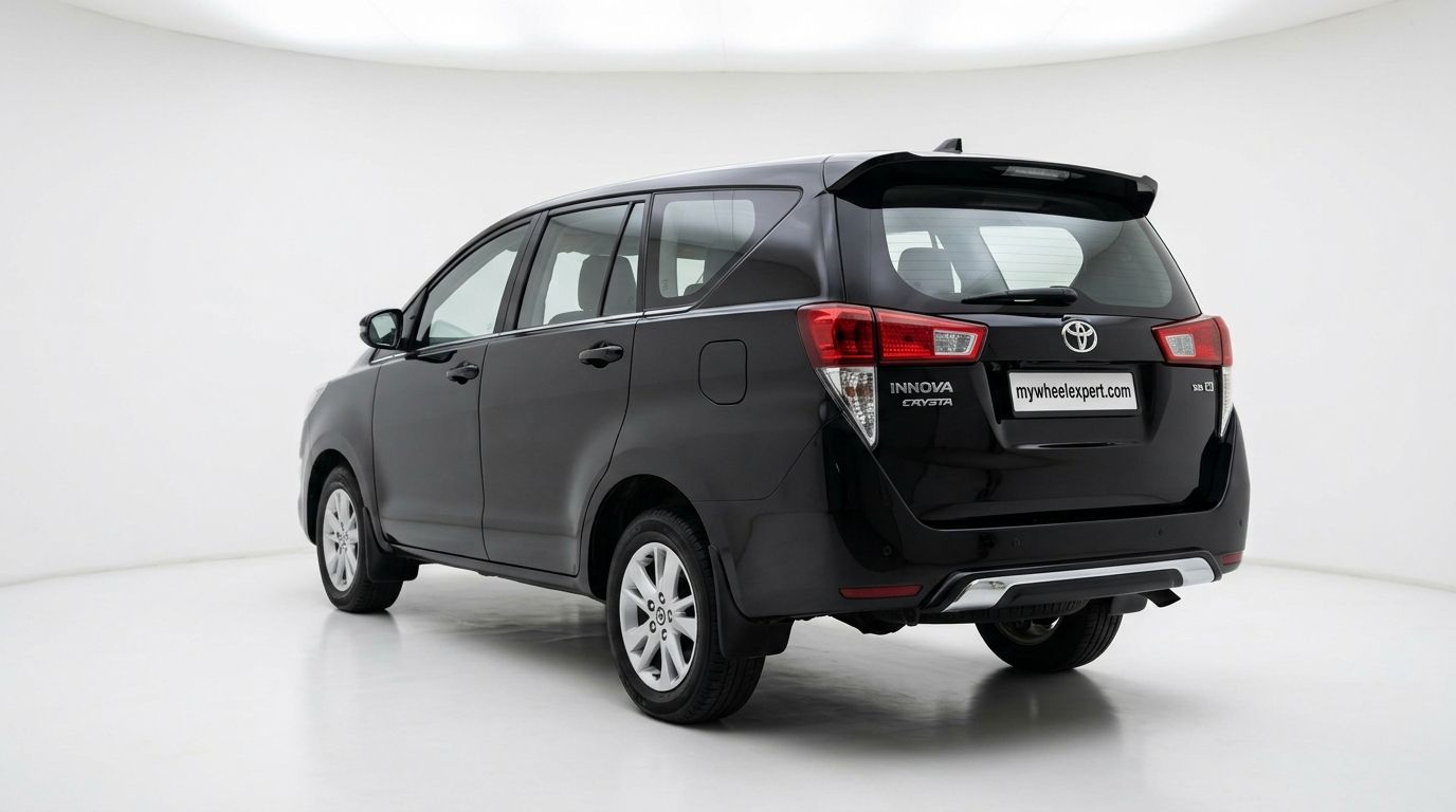 Toyota Innova Crysta — image 2