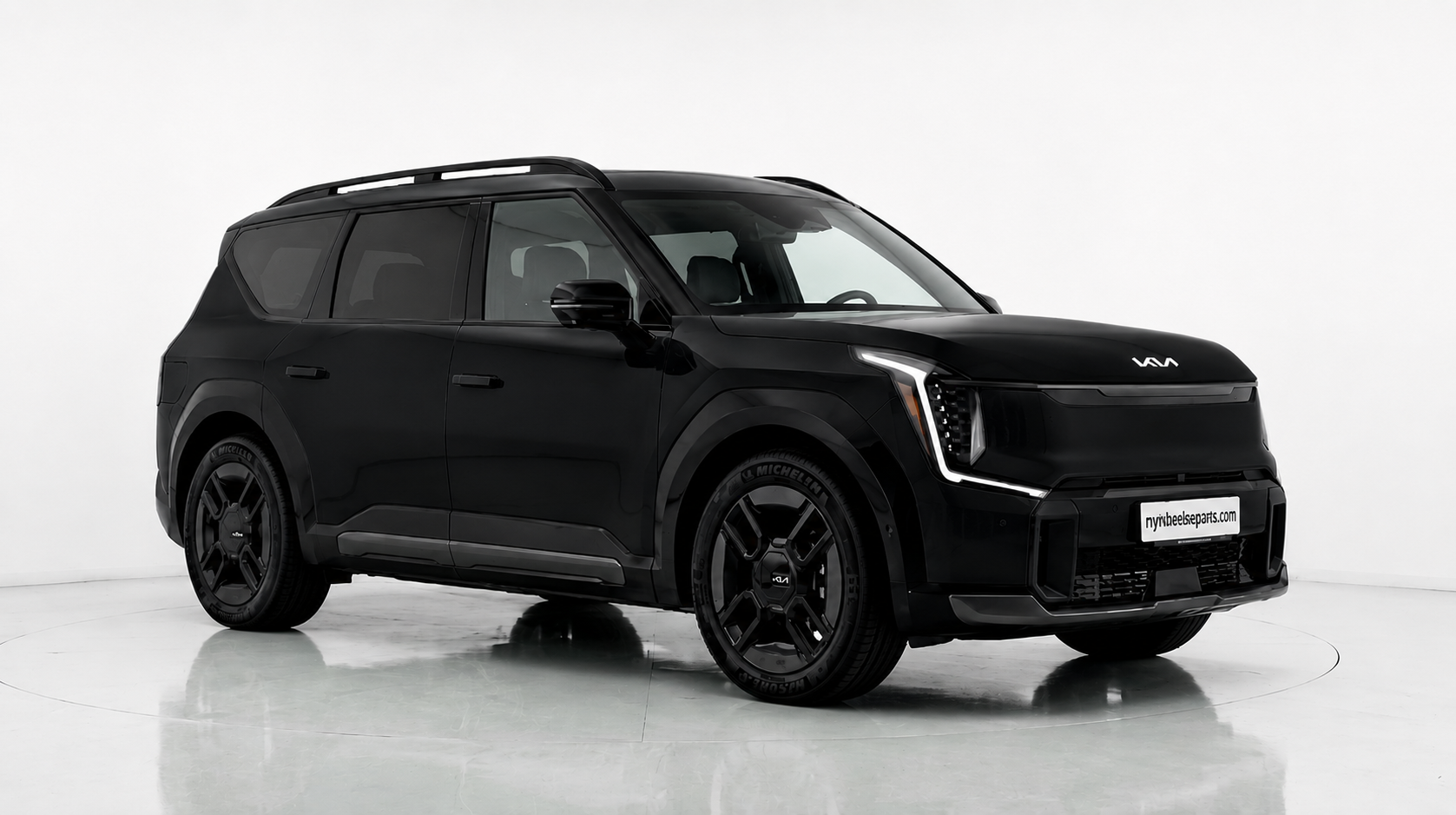 Kia Seltos in Aurora Black Pearl