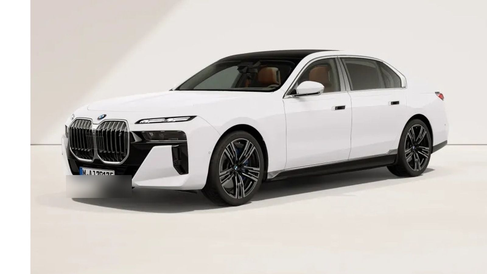 LM vs BMW i7