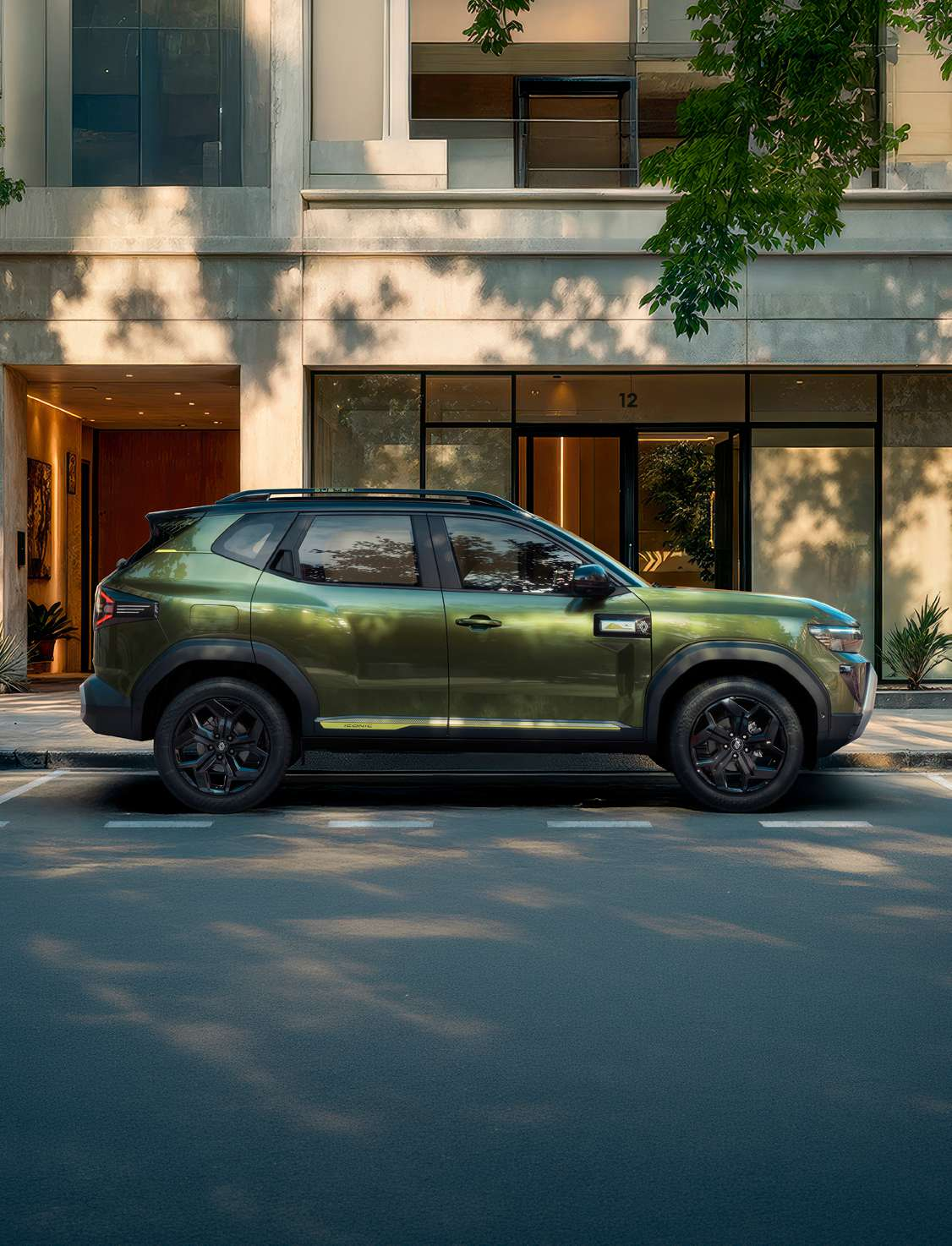 Renault Duster — Iconic Launch Edition in Mountain Jade green with 'ICONIC' side decal and black alloys