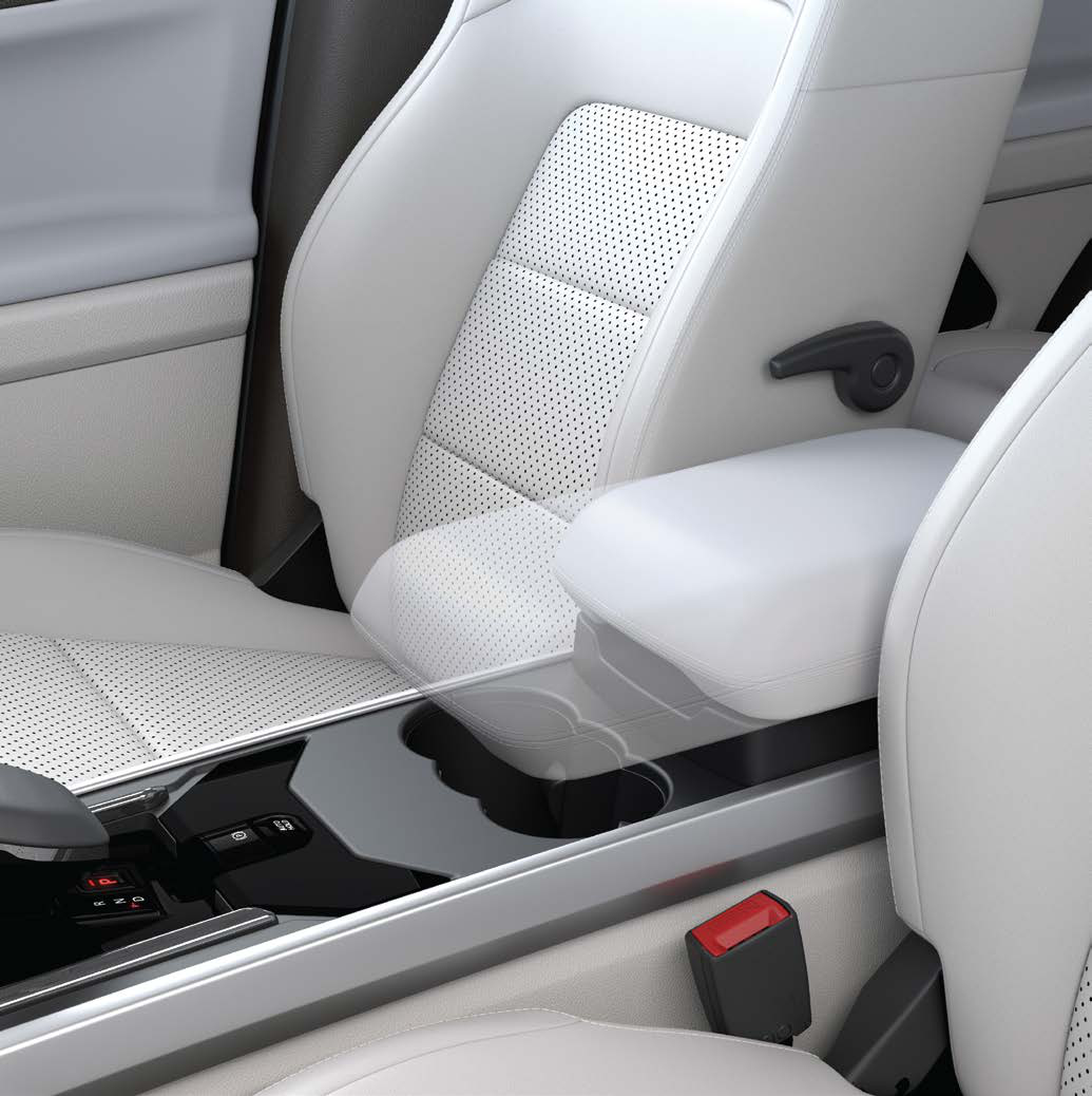 Tata Harrier — Sliding front armrest