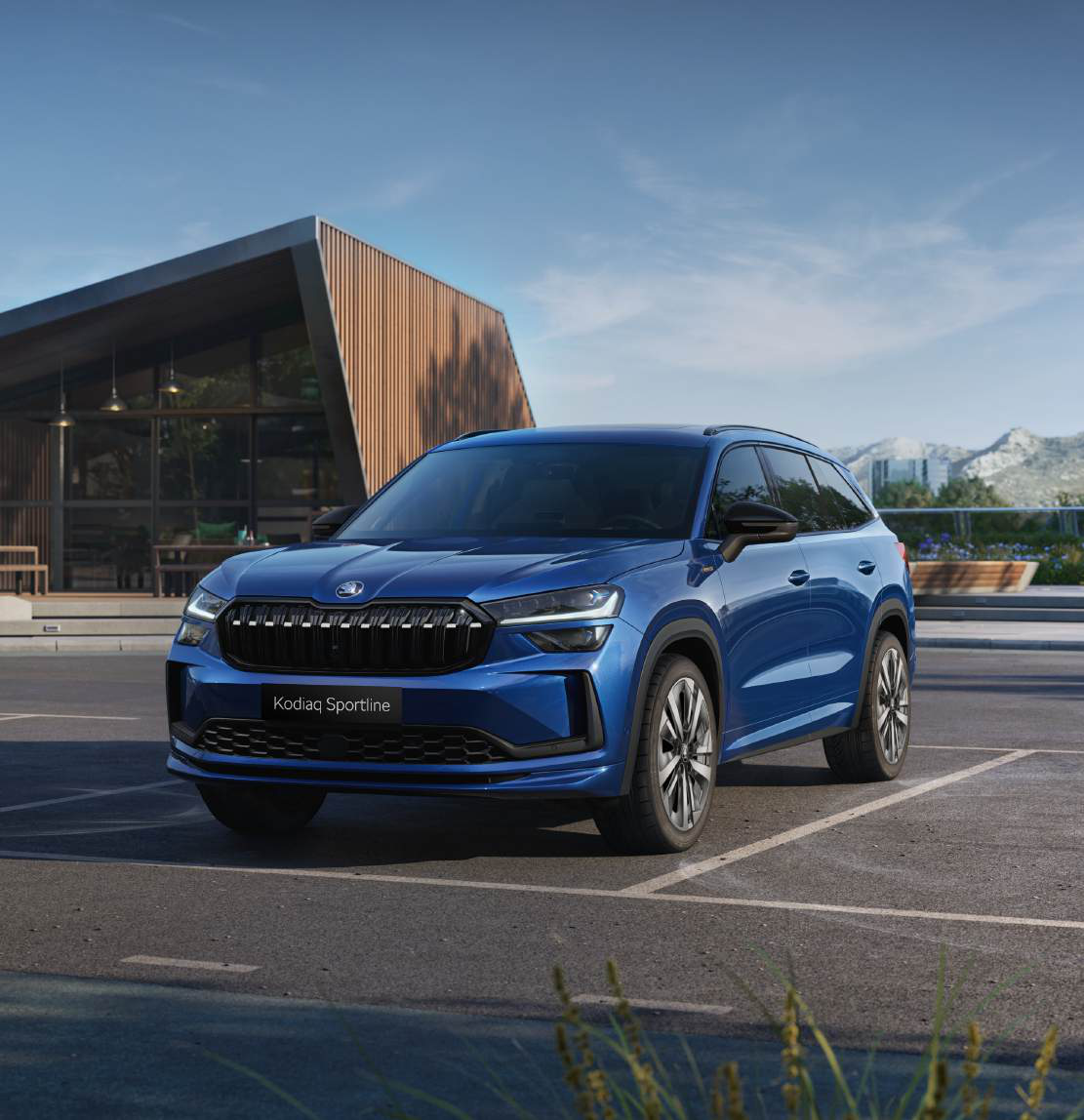 Skoda Kodiaq — Kodiaq Sportline nose with gloss-black grille and LED Matrix headlights