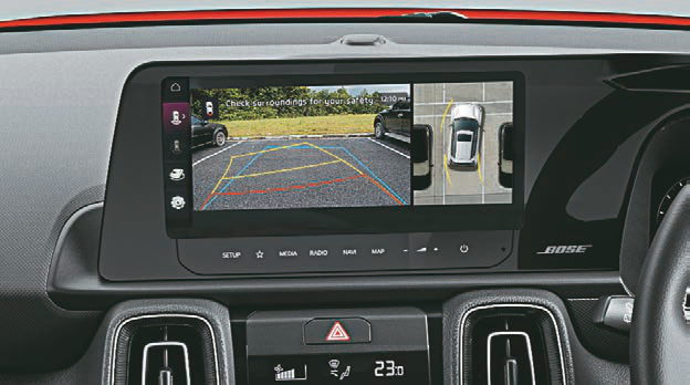 Kia Sonet — 360-degree camera for a top-down parking view