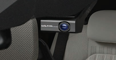Kia Seltos — Smart dashcam mounted at the windshield