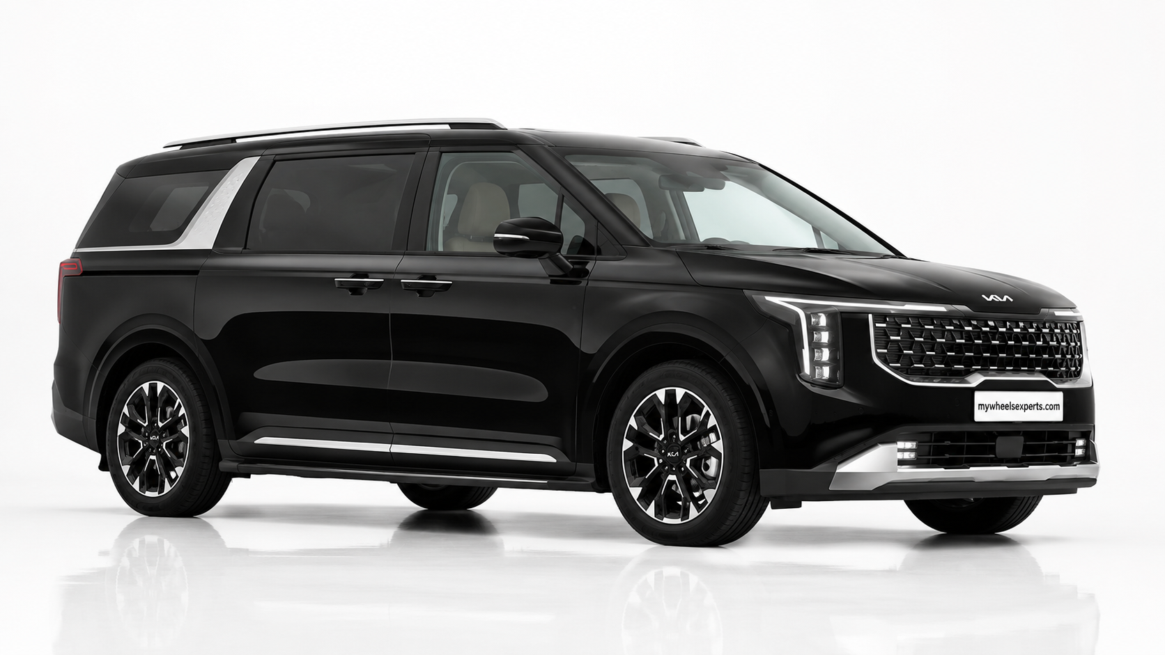 Kia Carnival in Fusion Black