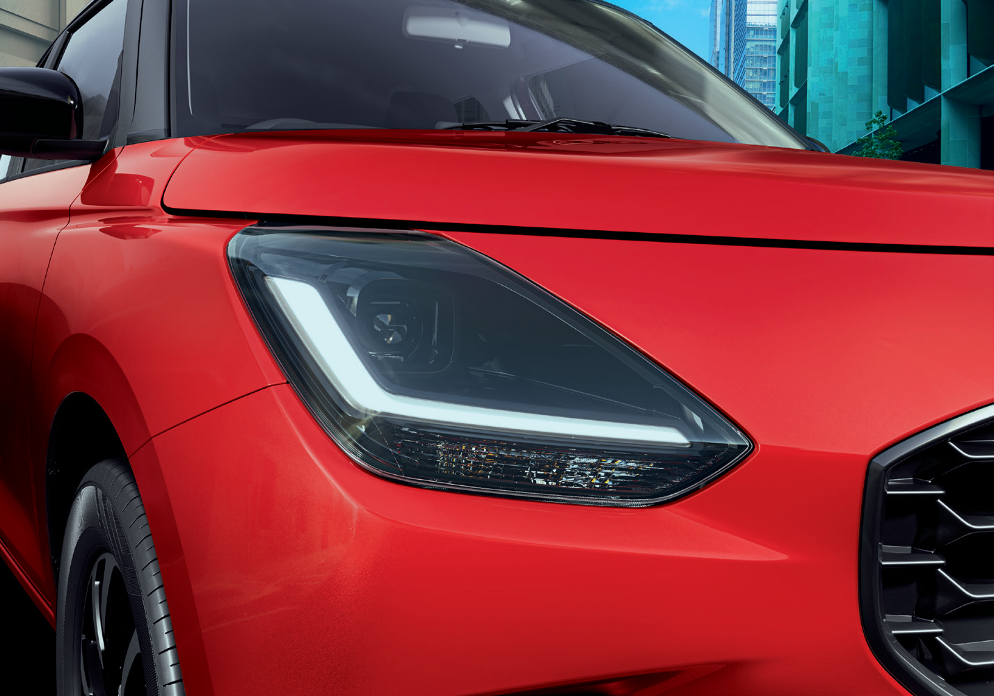 Maruti Suzuki Swift — Smokey projector headlamp with boomerang-shaped LED daytime running lamps