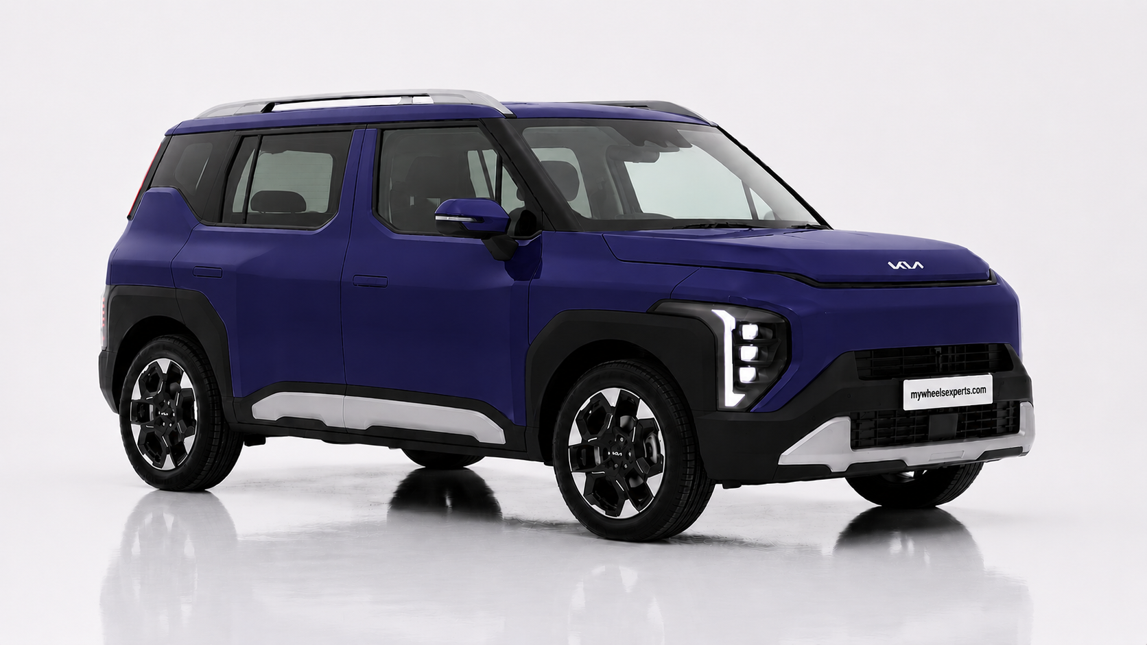 Kia Syros in Imperial Blue