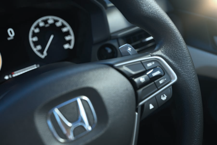 Honda Amaze — Paddle shifters on the steering wheel (CVT)