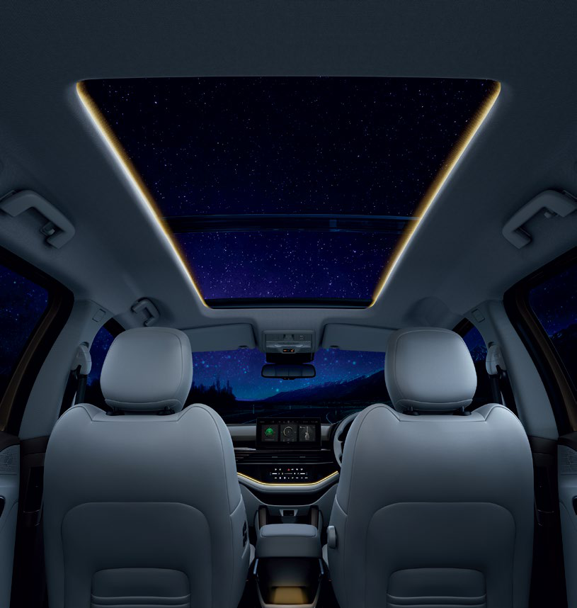 Tata Safari — Voice-assisted panoramic sunroof with mood lighting
