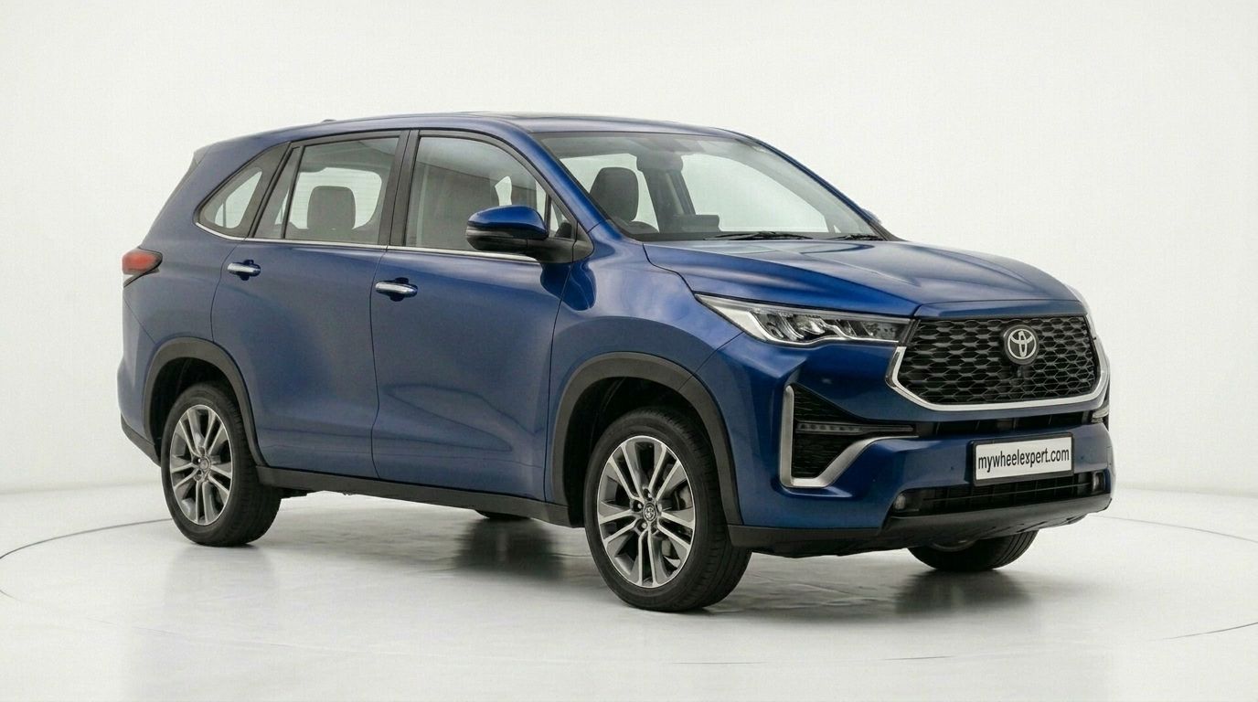 Toyota Innova Hycross