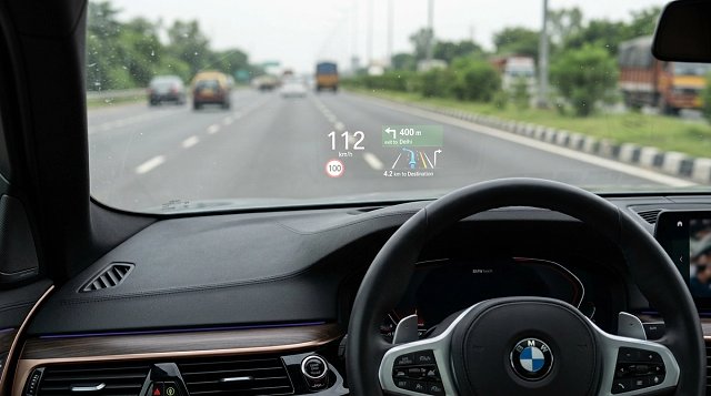 BMW 5 Series photo