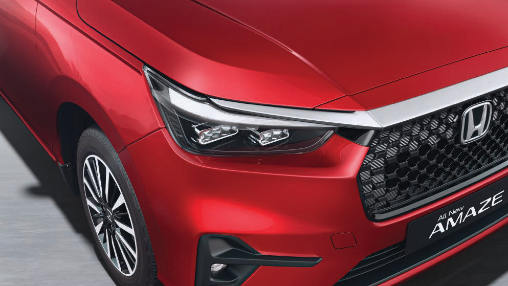 Honda Amaze — LED projector headlamps with integrated LED DRLs and turn indicators