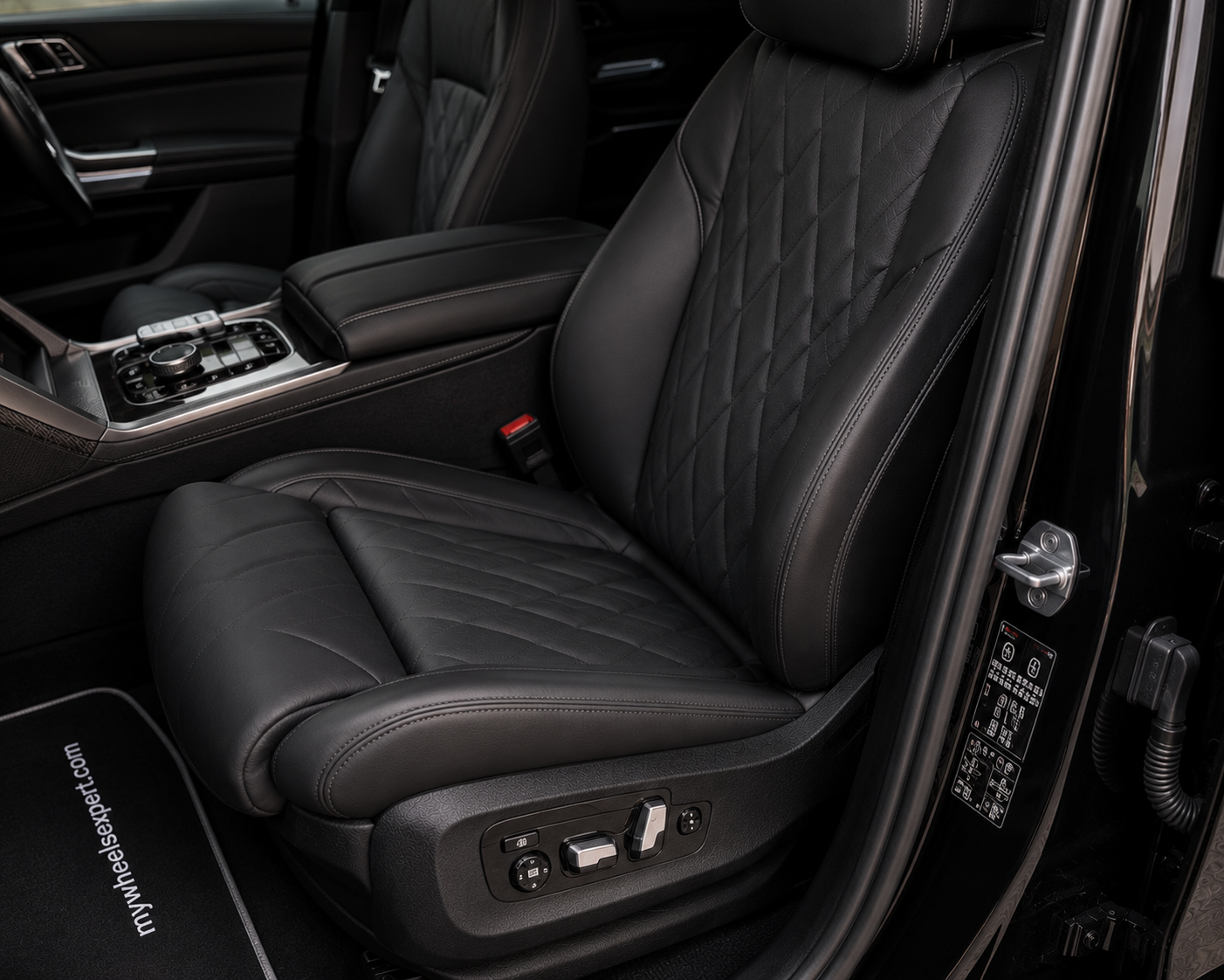 BMW X5 — image 24